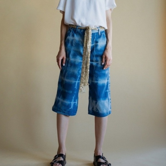 Levi's Blue and White Jean Shorts - Picture 1 of 4